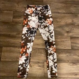 Zella High Waisted Leggings Size Small